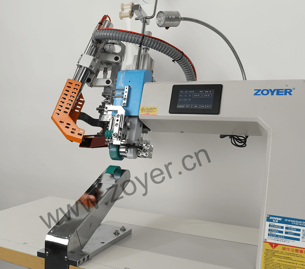 ZY-HA03B Zoyer si alimenta dalla sigillatura della cucitura ad aria calda del braccio con il doppio motore passo-passo
